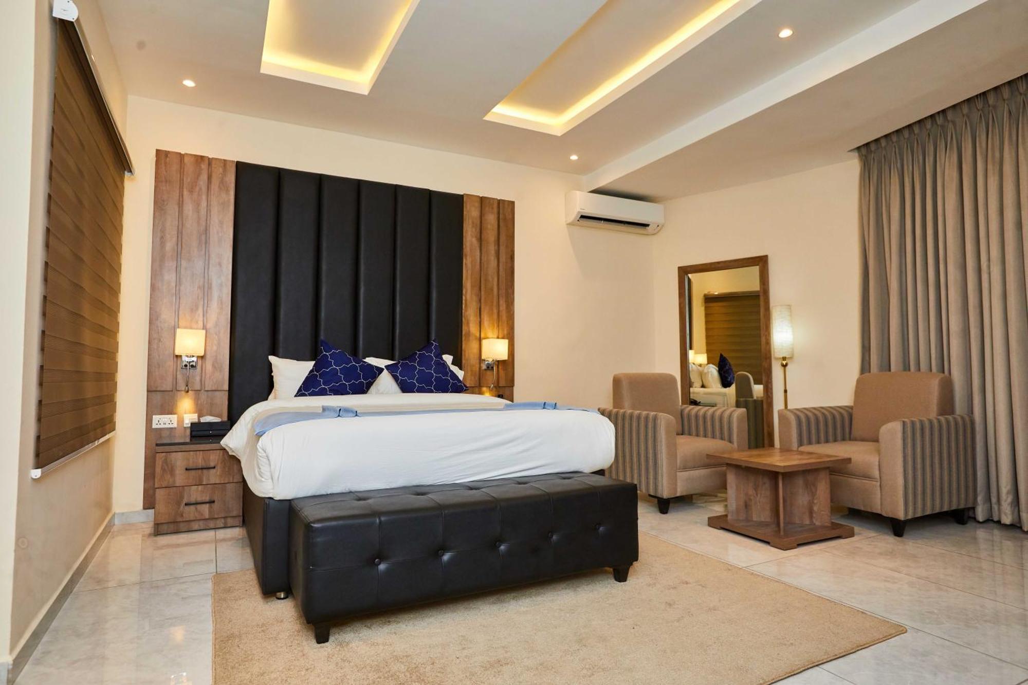 Vintano Hotel Lekki Exterior foto
