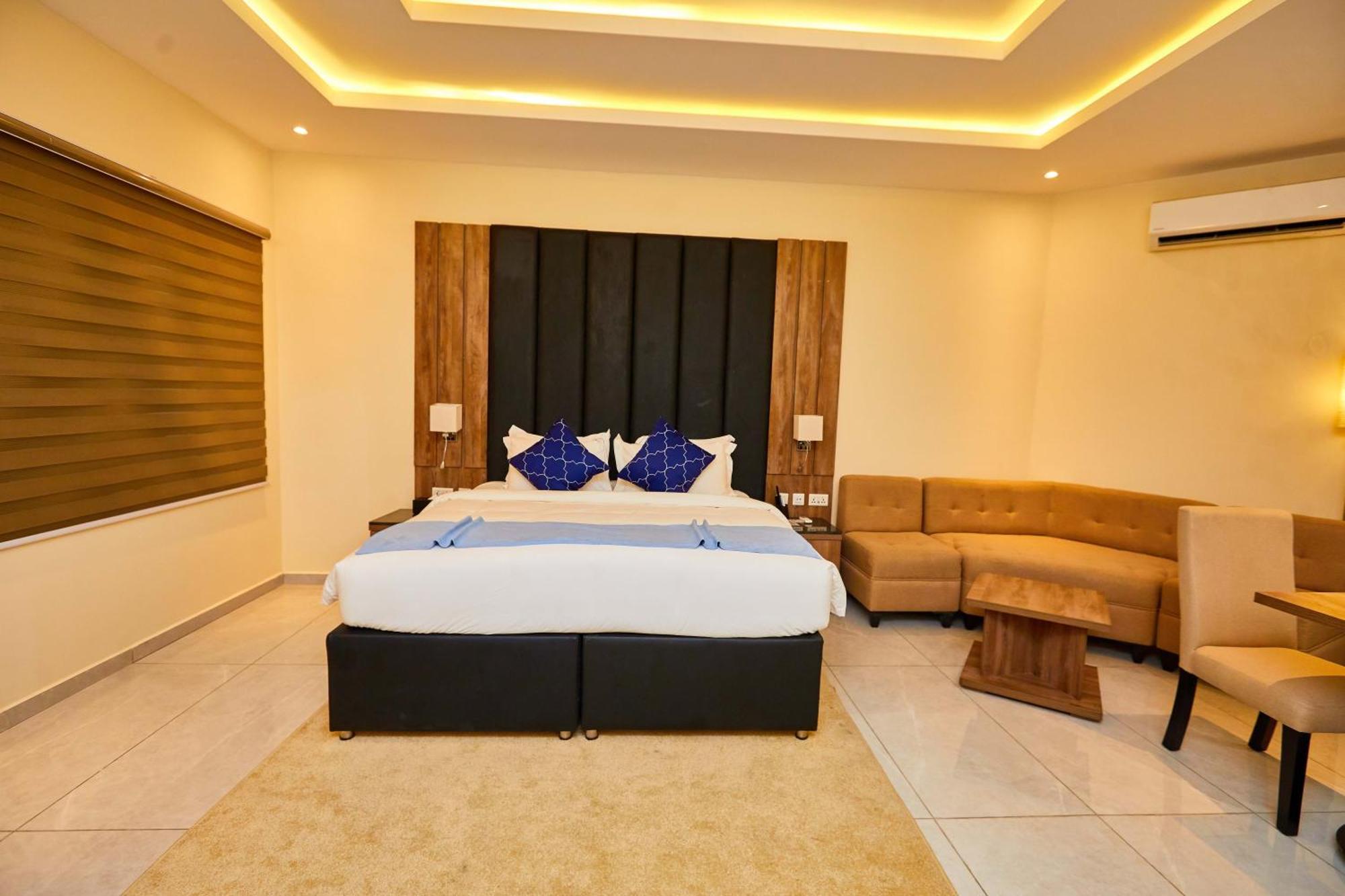 Vintano Hotel Lekki Exterior foto
