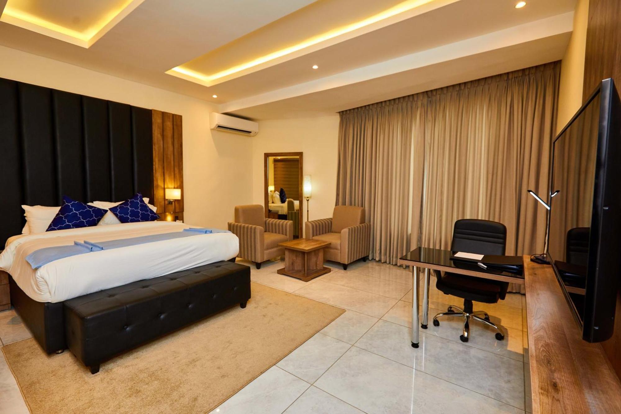 Vintano Hotel Lekki Exterior foto